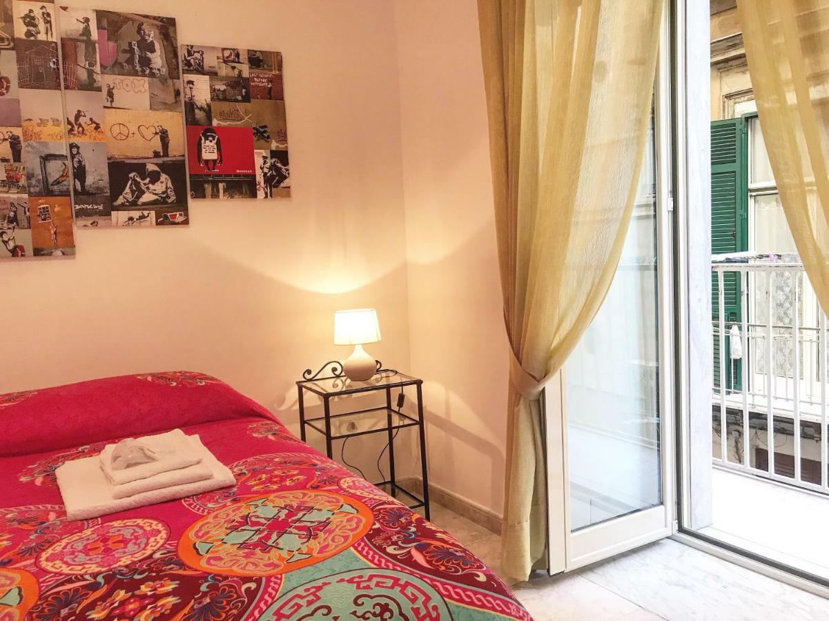 Casa G&G Pignasecca 2 Nel Cuore Di Napoli Eksteriør bilde