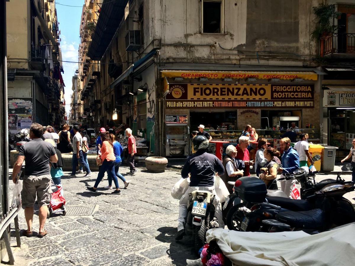 Casa G&G Pignasecca 2 Nel Cuore Di Napoli Eksteriør bilde